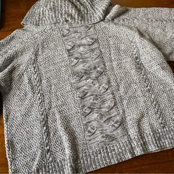 Anthropologie Field Flower Cabled Cowl Pullover - Picture 6 of 8